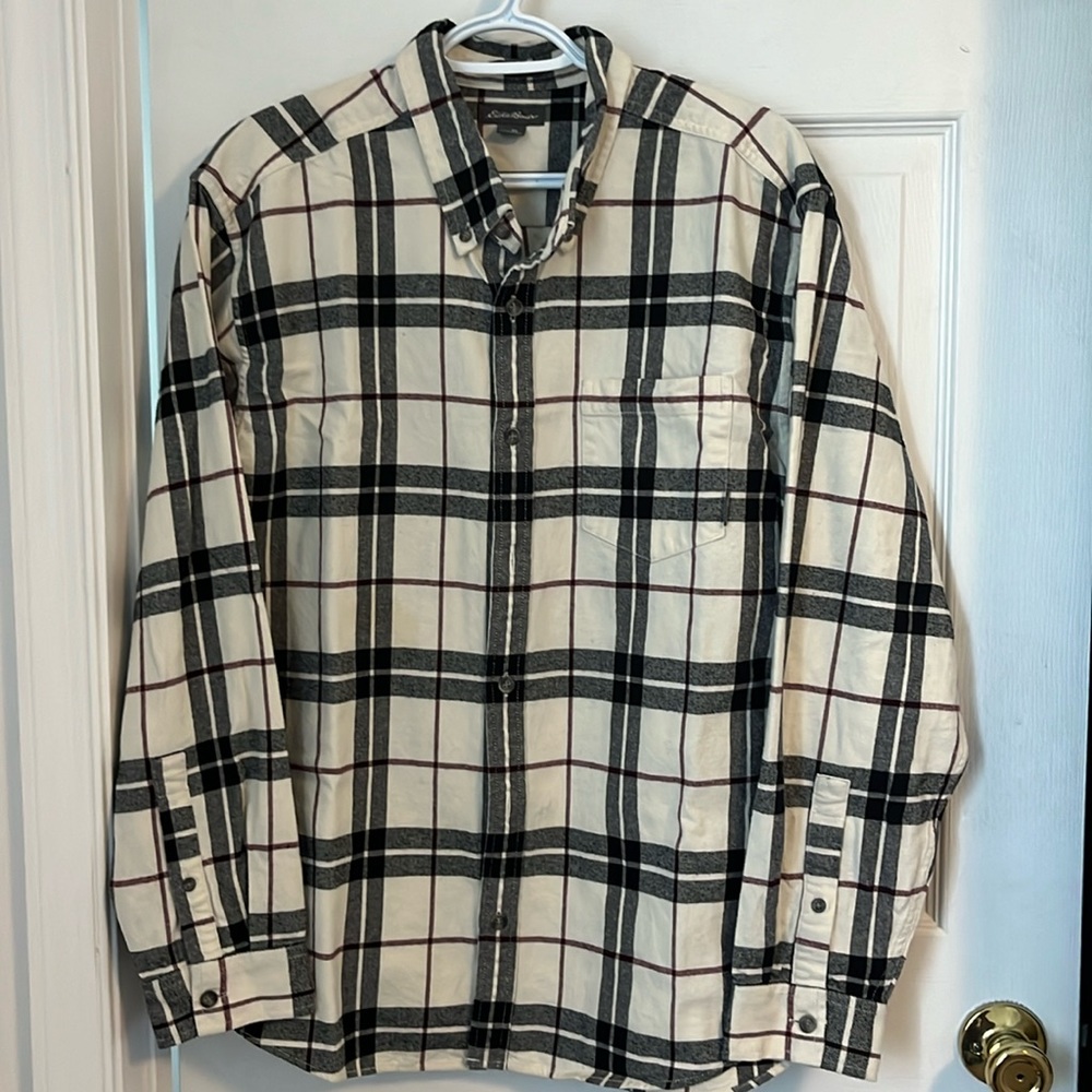 Flannel shirt for men. Size XL.